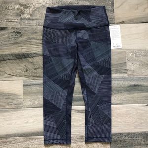 Lululemon Wunder Under Crops